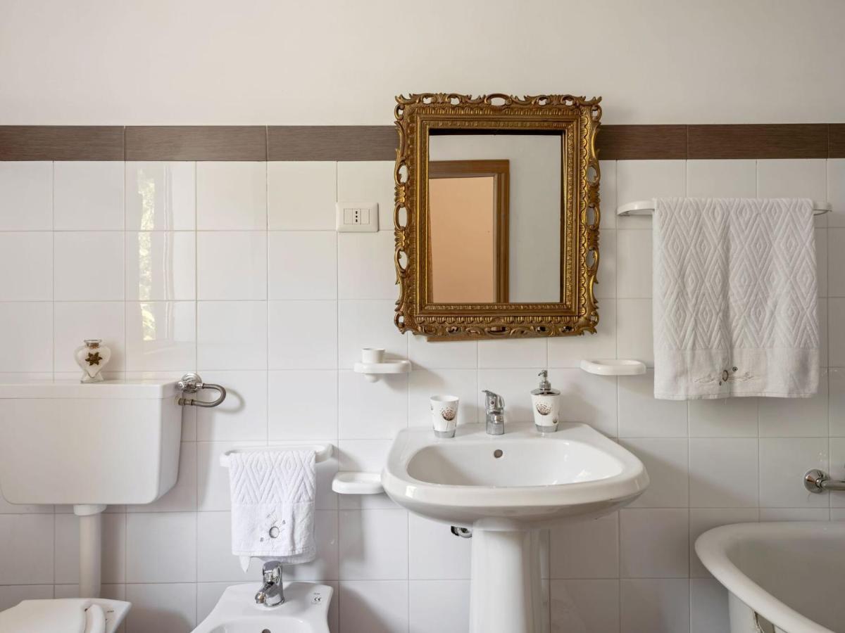 Belvilla By Oyo Casa Otaiti Maniace Habitación foto